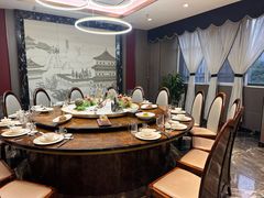 -亿香酒店