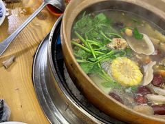 -广味炭炉鸡煲(宝业路分店)