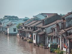 -丝绸小镇荻港古村