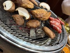 -青瓦餐厅·生鱼片·韩园烤肉(西塔店)