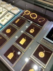 -周大福CHOW TAI FOOK(东门茂业店)
