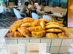 -Dough&Joe团憩(瑞虹天地月亮湾店)