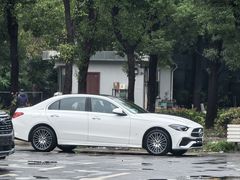 -上海可达汽车销售服务有限公司