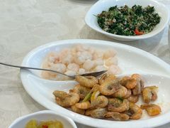 油爆虾清炒虾仁双拼-金八仙酒店