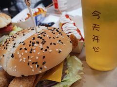 -牛纽塔·牛人堡(群众路店)