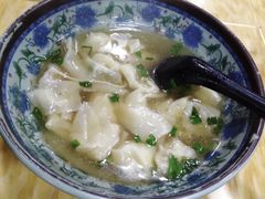 泡泡小馄饨-老陆稿荐(西中市店)