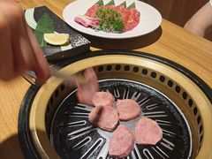 -炼火烤肉店