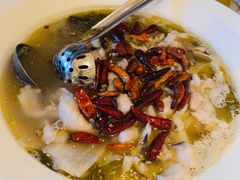 老坛酸菜鲩鱼-缪氏川菜(深圳北站缤果空间店)