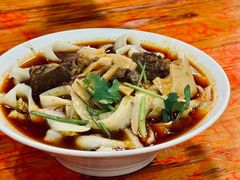 红烧牛肉刀削-华兴街自力面店