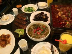 同忆餐厅(城北店)-同忆餐厅(莫干山路店)