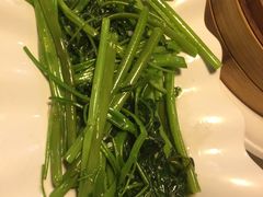 -新大咀港式茶餐厅(宝山万达店)