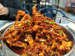 -凤凰路何眼镜香辣蟹(花果园店)