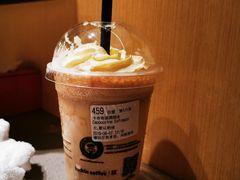 -瑞幸咖啡(新世界中心店)