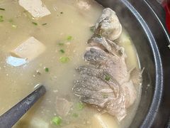 -土砂锅生态山庄·非遗砂锅雅鱼