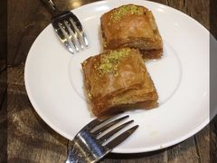 巴克拉瓦-Mevlana梅夫娜土耳其餐厅·清真