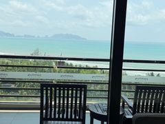 -三亚湾海居雅高铂尔曼度假酒店