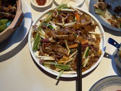 -八府香鸭·啫啫煲(华山路店)