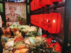-吃饭皇帝大土家民族菜(正大广场店)
