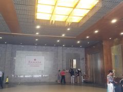 -香港华美达海景酒店