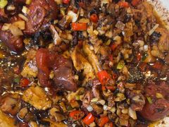 -有红鸡毛店·川菜(建设路店)