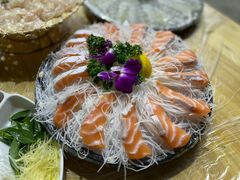 -官塘陈记鱼生·潮汕砂锅粥·牛肉火锅(潮枫路总店)