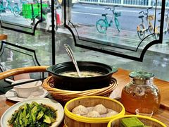 -如轩·海鲜砂锅粥·潮汕菜(沿江东路店)