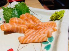 三文鱼刺身-胜代日本料理(云程巷小区店)