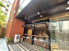 -潮一不贰·法式甜品·生日蛋糕·西式简餐(外滩店)