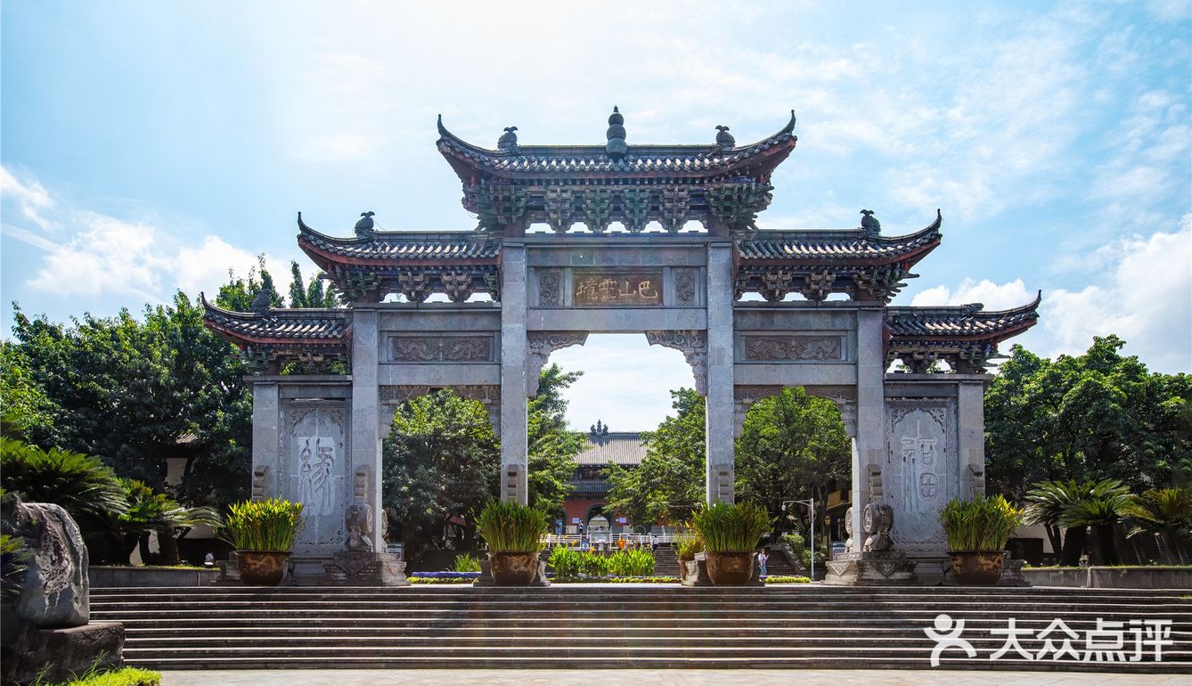 重庆主城香火最旺的寺庙同时也是摄影人的天堂