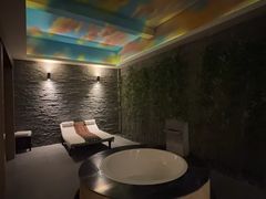 -三亚湾海居铂尔曼度假酒店
