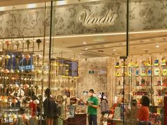 -VENCHI 闻绮(广州太古汇店)
