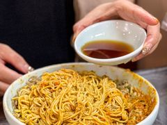 -裕兴记•蟹黄面馆(人民广场店)