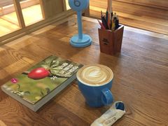 -猫的天空之城概念书店(杭州南宋御街店)