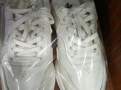 -翰皇直营洗衣洗鞋(望京鹿港店)