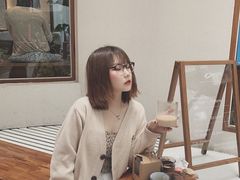 -Line 咖啡(石厦花园店)