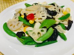 -巴扎美食·新疆菜·西域歌舞表演餐厅(新疆大厦店)