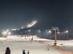 -中旅松花湖滑雪场