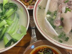 -老方桌烂蹄花川菜馆(九龙坡店)