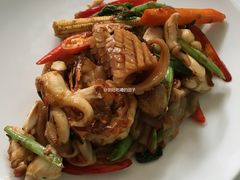 Drunken Noodle-Raan Jay Fai