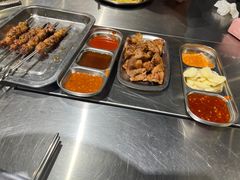 -马路牙子烧烤音乐酒馆(望京店)