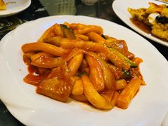 辣白菜炒年糕-桃园中华料理炸酱面(燕儿岛路店)