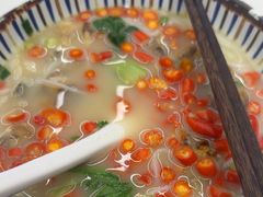 -鲜越鲜鱼粉(财富购物中心店)