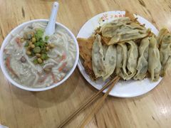 -西工饭庄快餐厅(西工小街店)