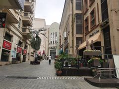 -鲁邦国际风情街(麦世达韩国精品百货店)