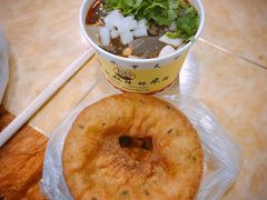 面窝-覃肥叔桂林米粉(粮道街店)