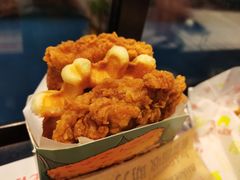 华夫鸡腿肉霸堡-肯德基(绍兴胜利店)
