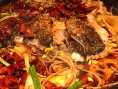-鸣记脆皮烤鱼·海鲜烤鱼(三八广场店)