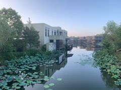 -上海怡沁园度假酒店