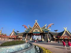 -七彩云南欢乐世界