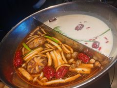 -湊湊火锅·茶憩(新中关购物中心店)